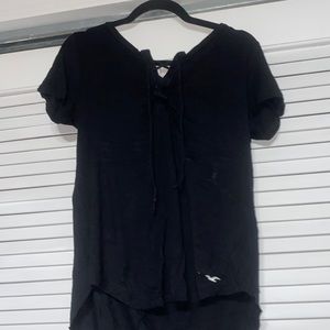 hollister lace up cross cross black tee shirt